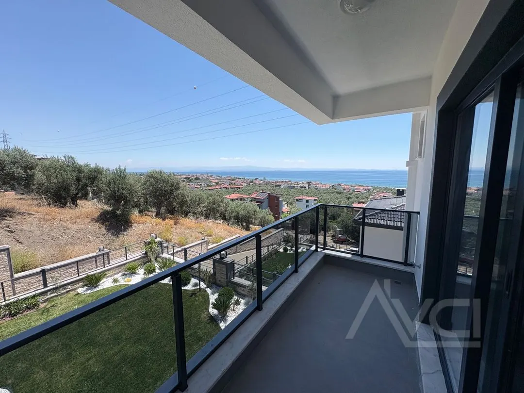 AVCI’DAN 500M2 ARSALI 3+1 TEK MÜSTAKİL DENİZ MANZARALI