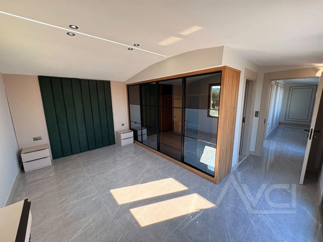 AVCI’DAN 650M2 İÇERİSİNDE MÜSTAKİL HAVUZLU ULTRA LÜKS 4+1 VİLLA
