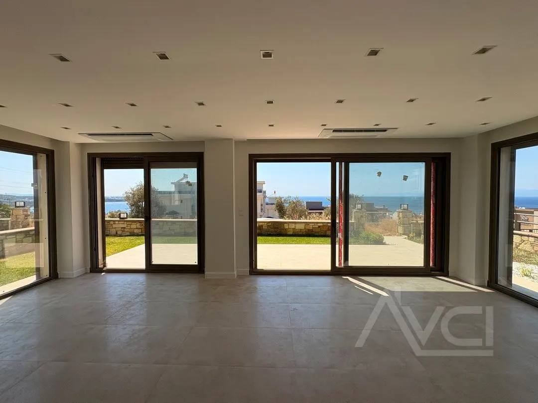 AVCI’DAN FULL DENİZ MANZARALI 3+1 LÜKS VİLLA