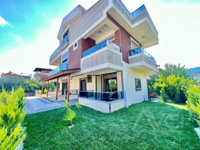 AVCI’DAN DENİZE 100 MT MÜSTAKİL LÜKS VİLLA