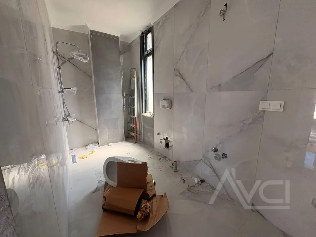 AVCI’DAN DENİZ MANZARALI MÜSTAKİL AYRI MUTFAKLI 3+1 VİLLA