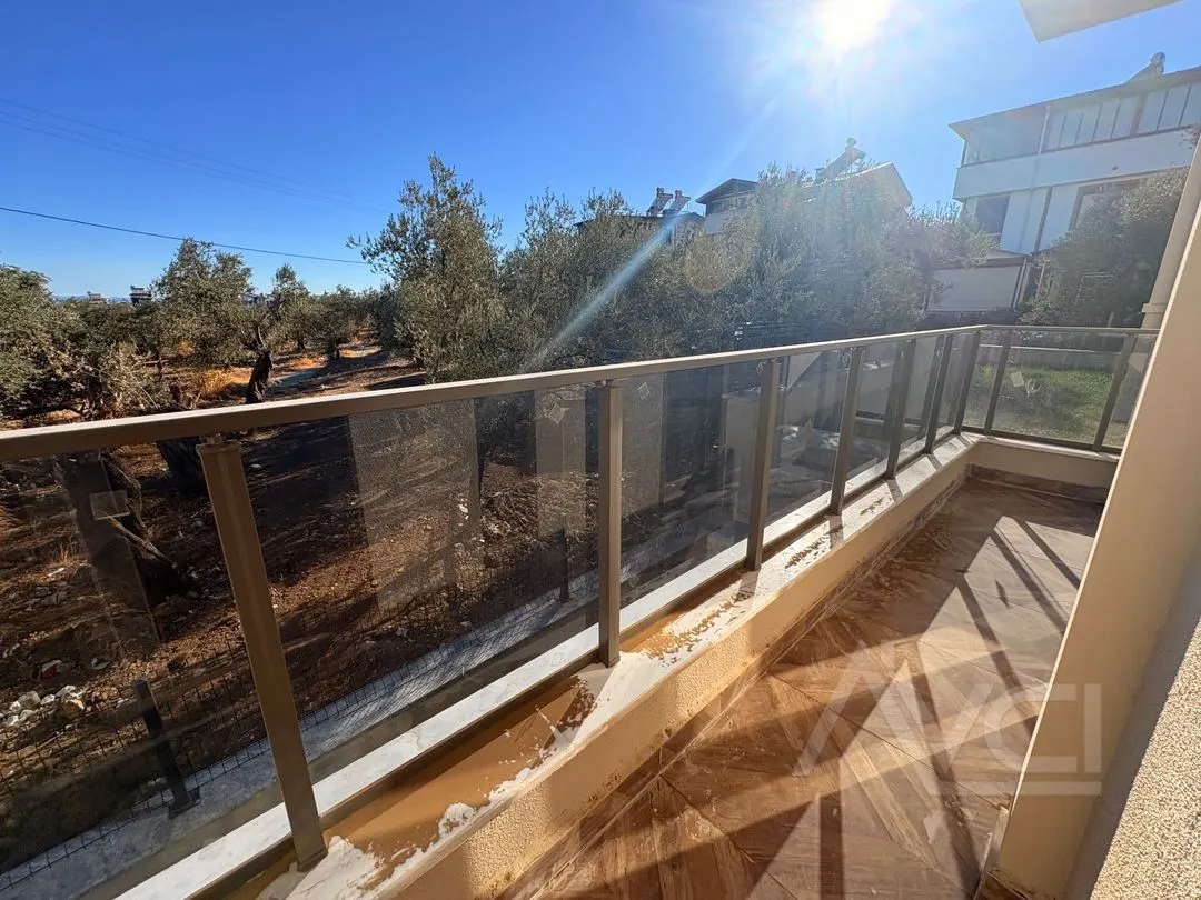 AVCI’DAN GÜRE YOL ALTINDA DENİZE YAKIN 2+1 BAHÇE KULLANIMLI LÜKS DAİRE