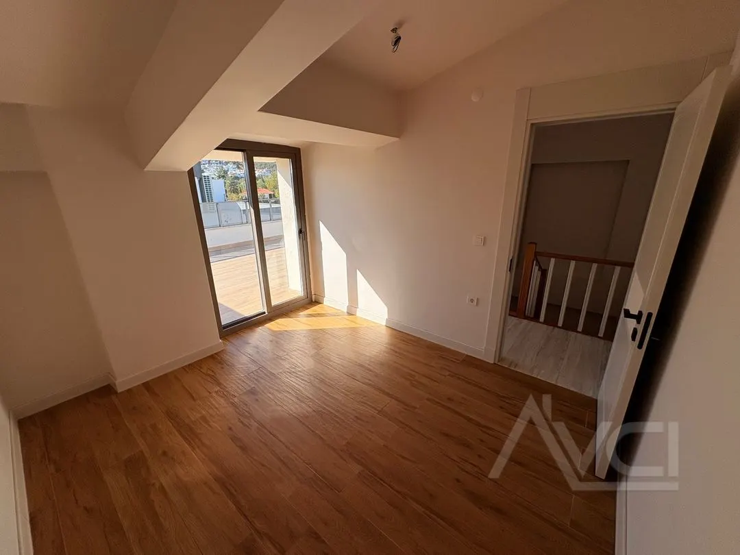 AVCI’DAN OTELLER BÖLGESİNDE 4+1 DUBLEX LÜKS DAİRE