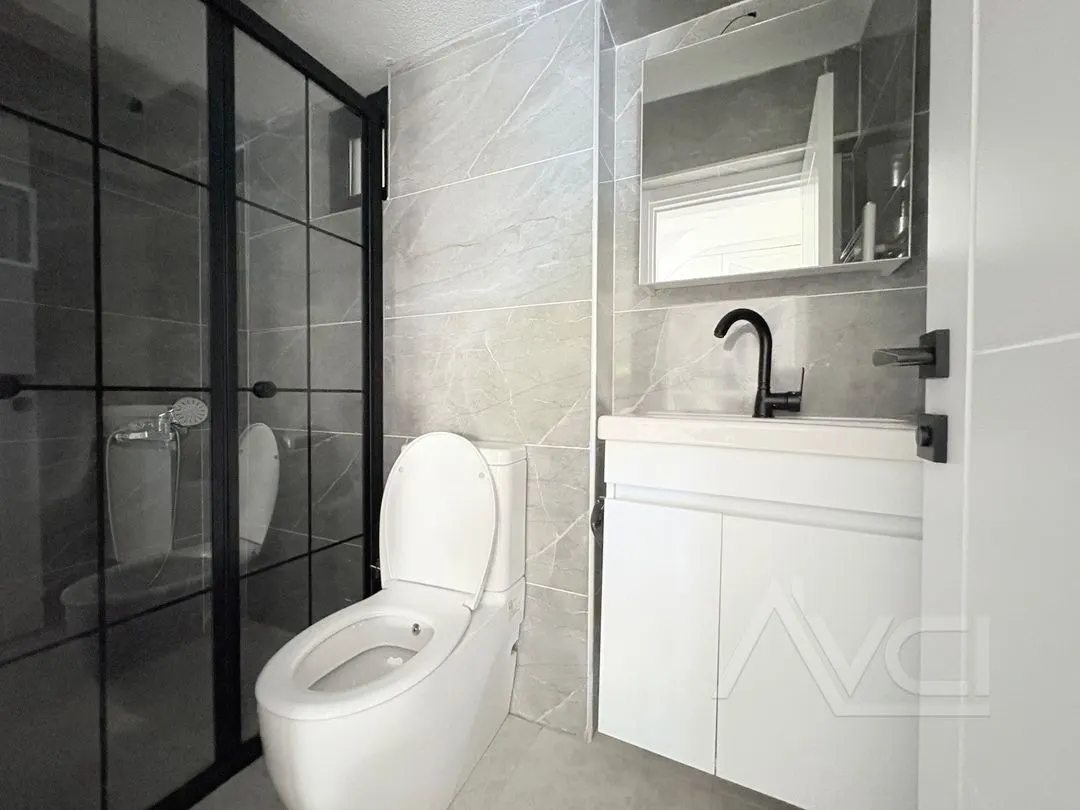 AVCI’DAN DENİZE 10 MT DENİZ MANZARALI 5+1 VİLLA