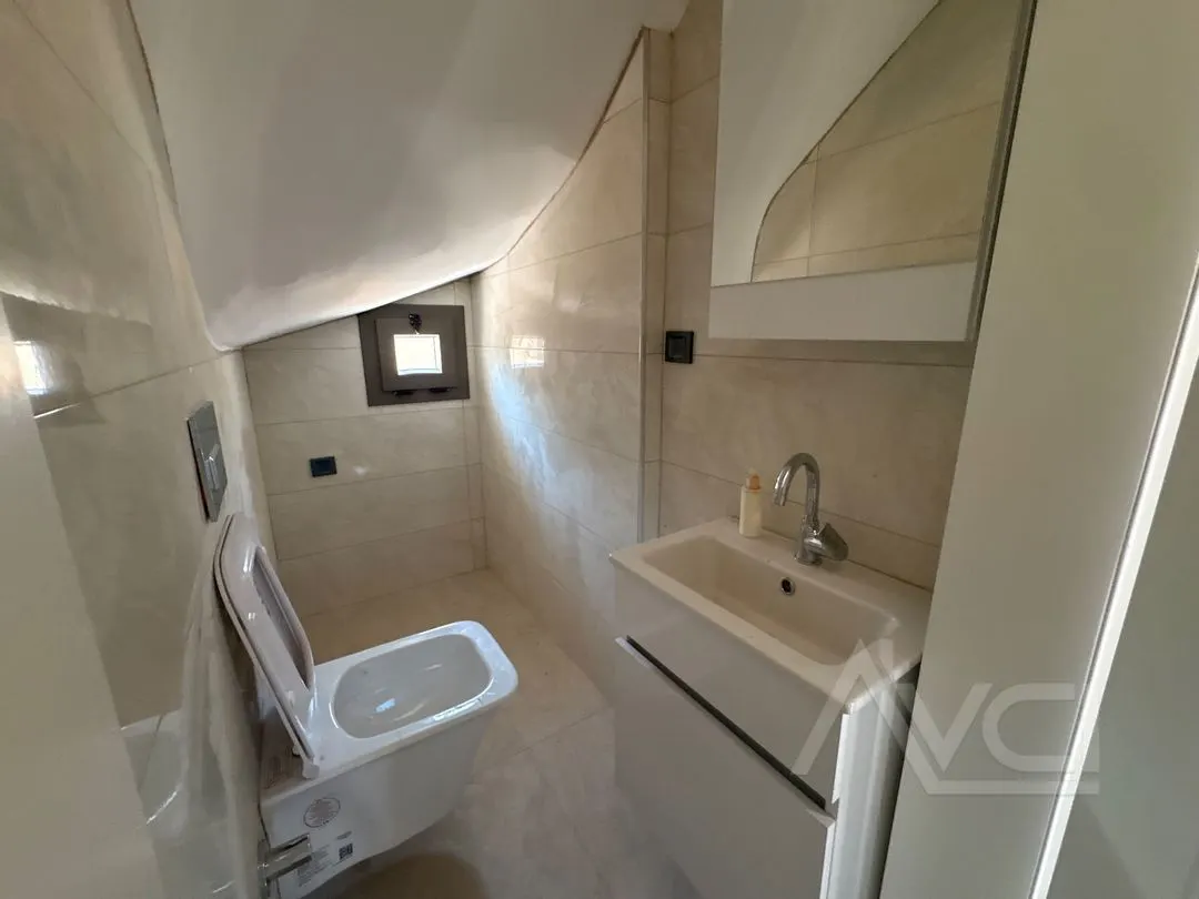 AVCI’DAN 400M2 ARSA İÇERİSİNDE ÖZEL OTOPARKLI 3+1 VİLLA