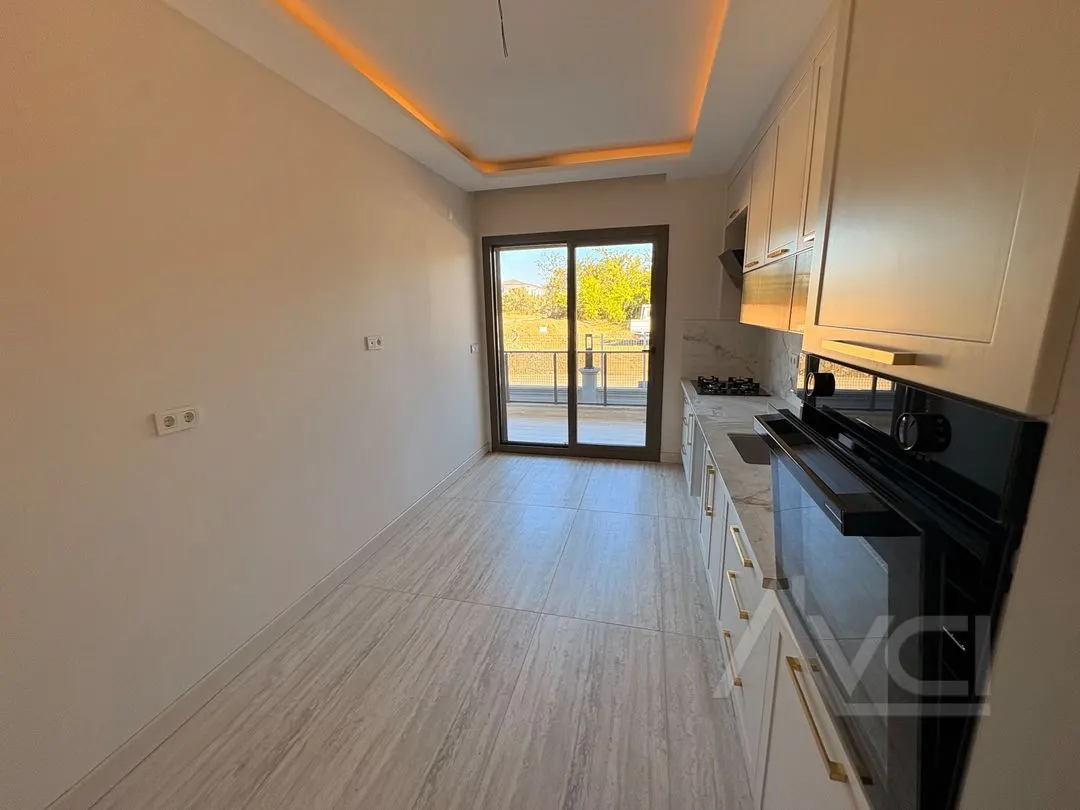 AVCI’DAN GÜRE OTELLER BÖLGESİNDE 2+1 LÜKS DAİRE