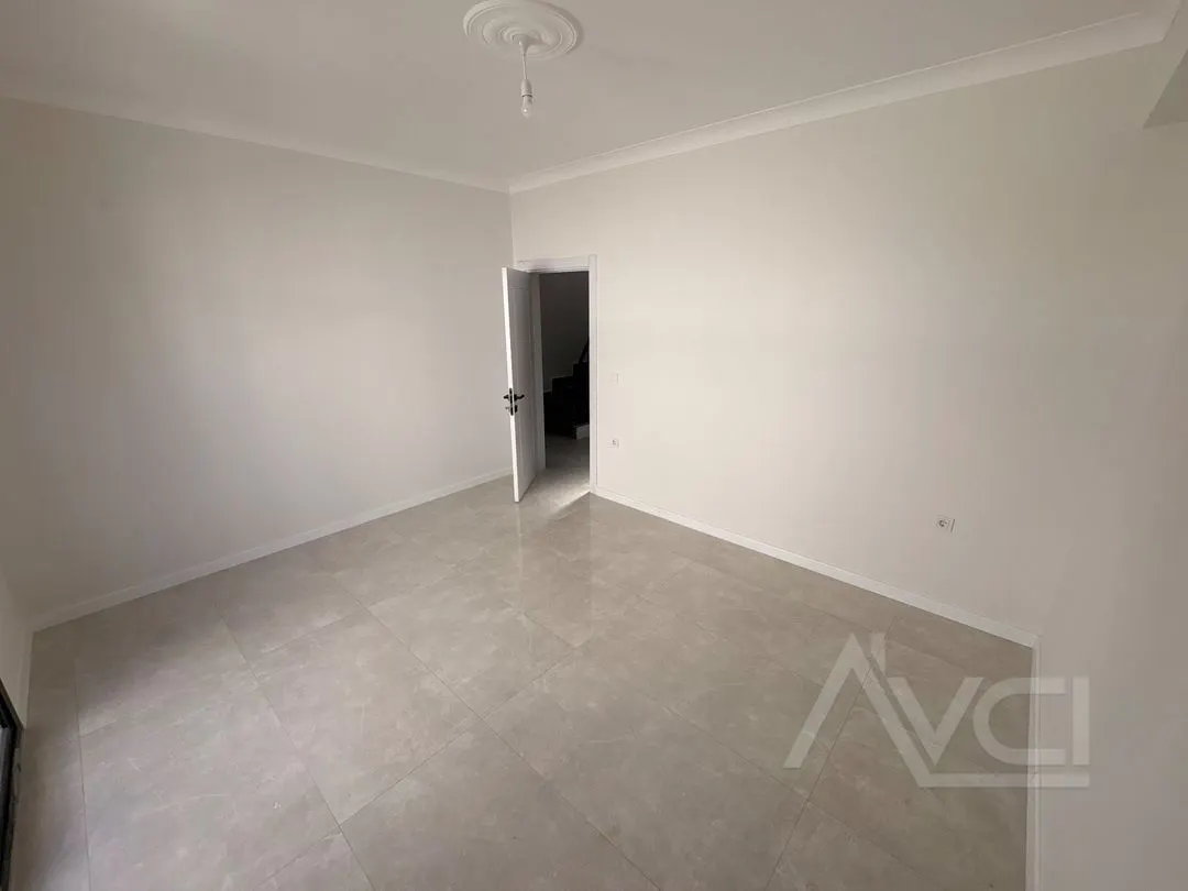 AVCI’DAN GÜREDE MÜSTAKİL 5+2 GİRİŞTE ODALI 300M2 OTURUMLU VİLLA