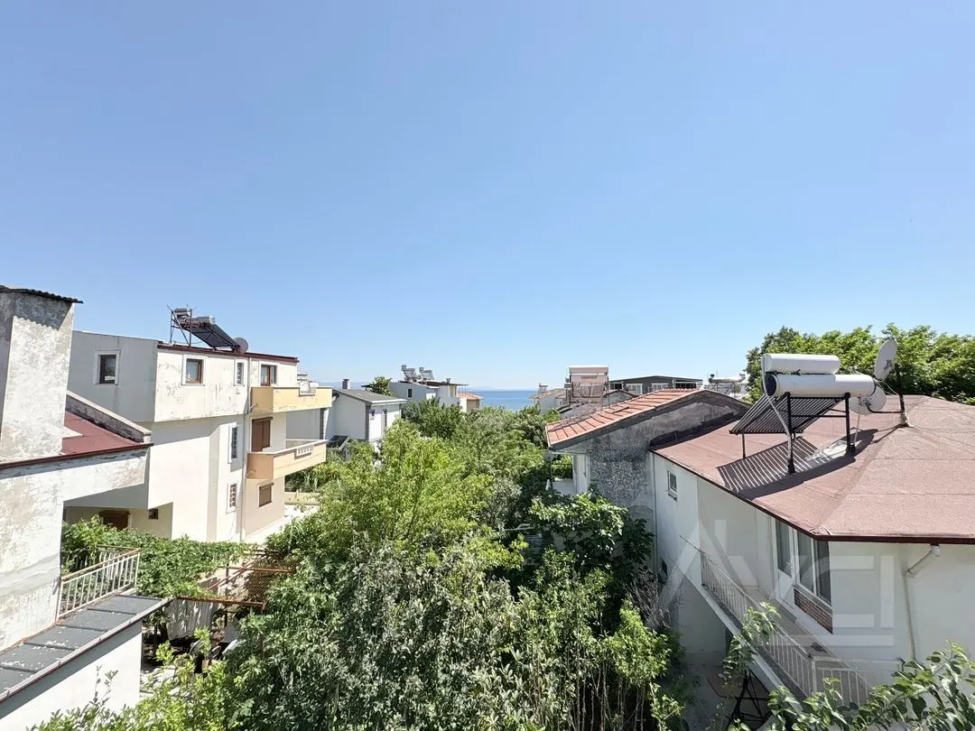 AVCI’DAN DENİZE 10 MT DENİZ MANZARALI 5+1 VİLLA
