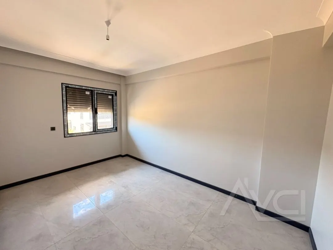 AVCI’DAN 3+1 BURHANİYE’DE DENİZE 50MT VİLLA