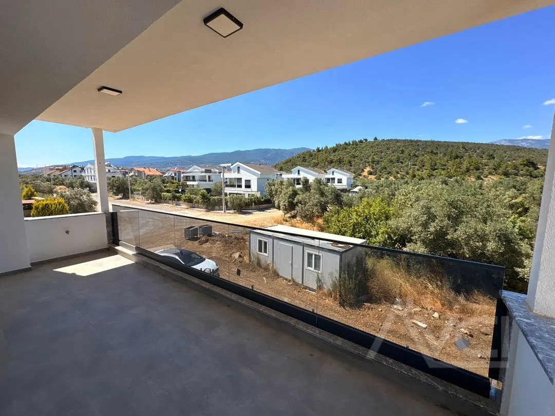 AVCI’DAN GÜREDE MÜSTAKİL 5+2 GİRİŞTE ODALI 300M2 OTURUMLU VİLLA