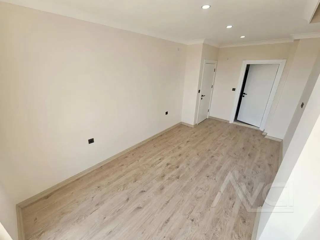 AVCI’DAN DENİZE 300 MT YOL ALTINDA 4+1 LÜKS VİLLA