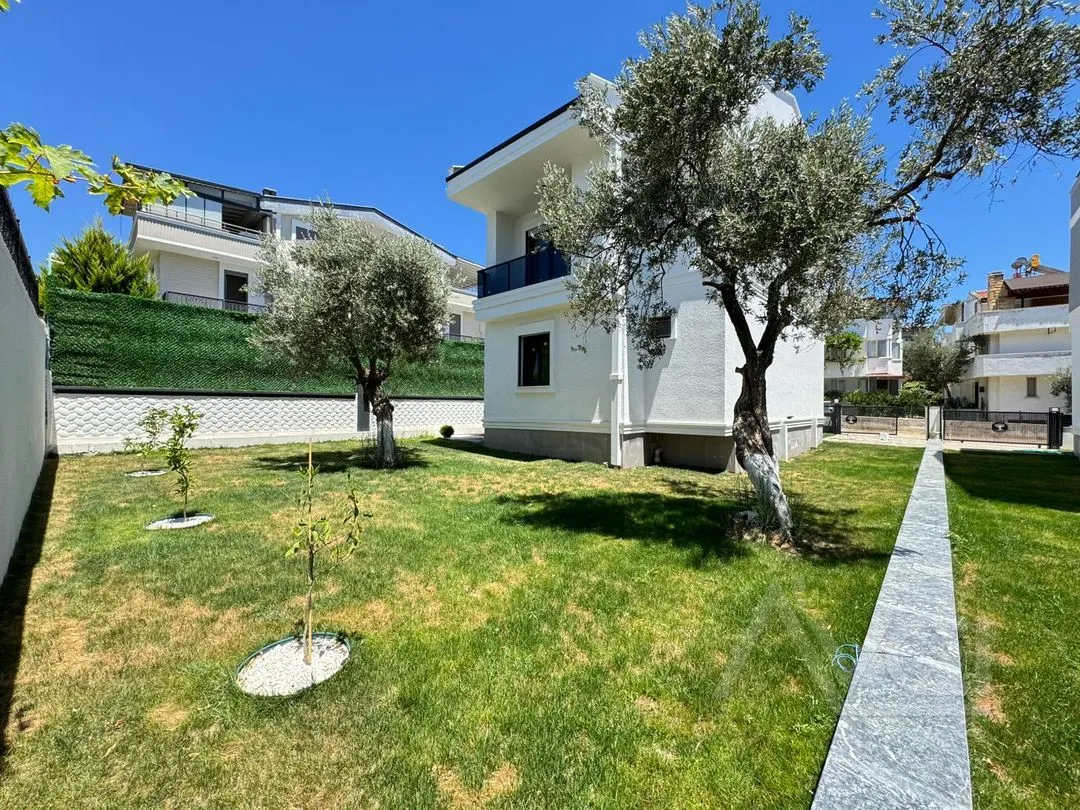 AVCI’DAN 350M2 ARSA/GİRİŞ ODALI/DENİZ MANZ./TAM MÜSTAKİL 5+1