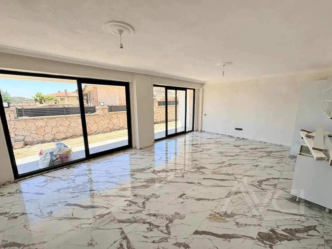 AVCI’DAN NARLI’DA KÖY İÇERİSİNDE 3 KATLI  6+1