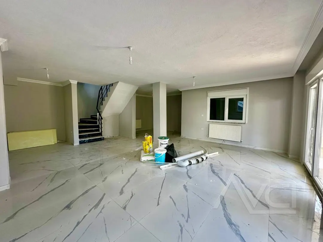 AVCI’DAN 400 MT2 ARSA 300MT2 NET DENİZ MANZARALI MÜSTAKİL 5+2 VİLLA