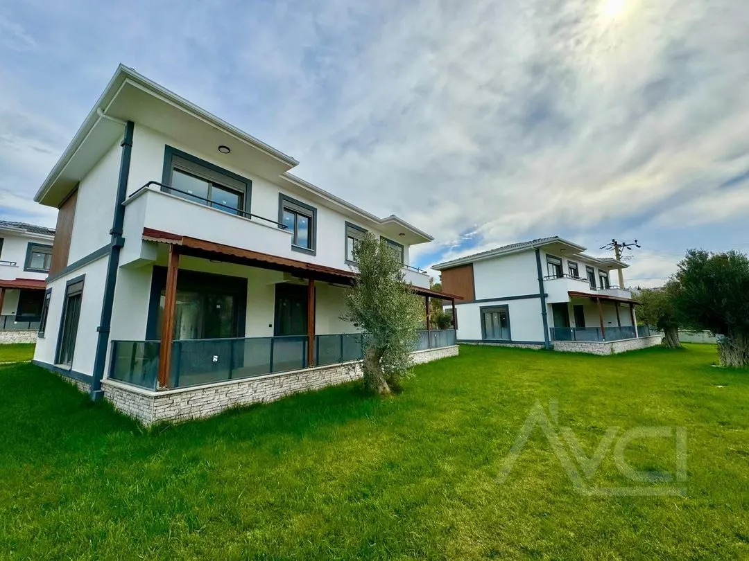 AVCI’DAN DENİZE 150 MT SIFIR VİLLA