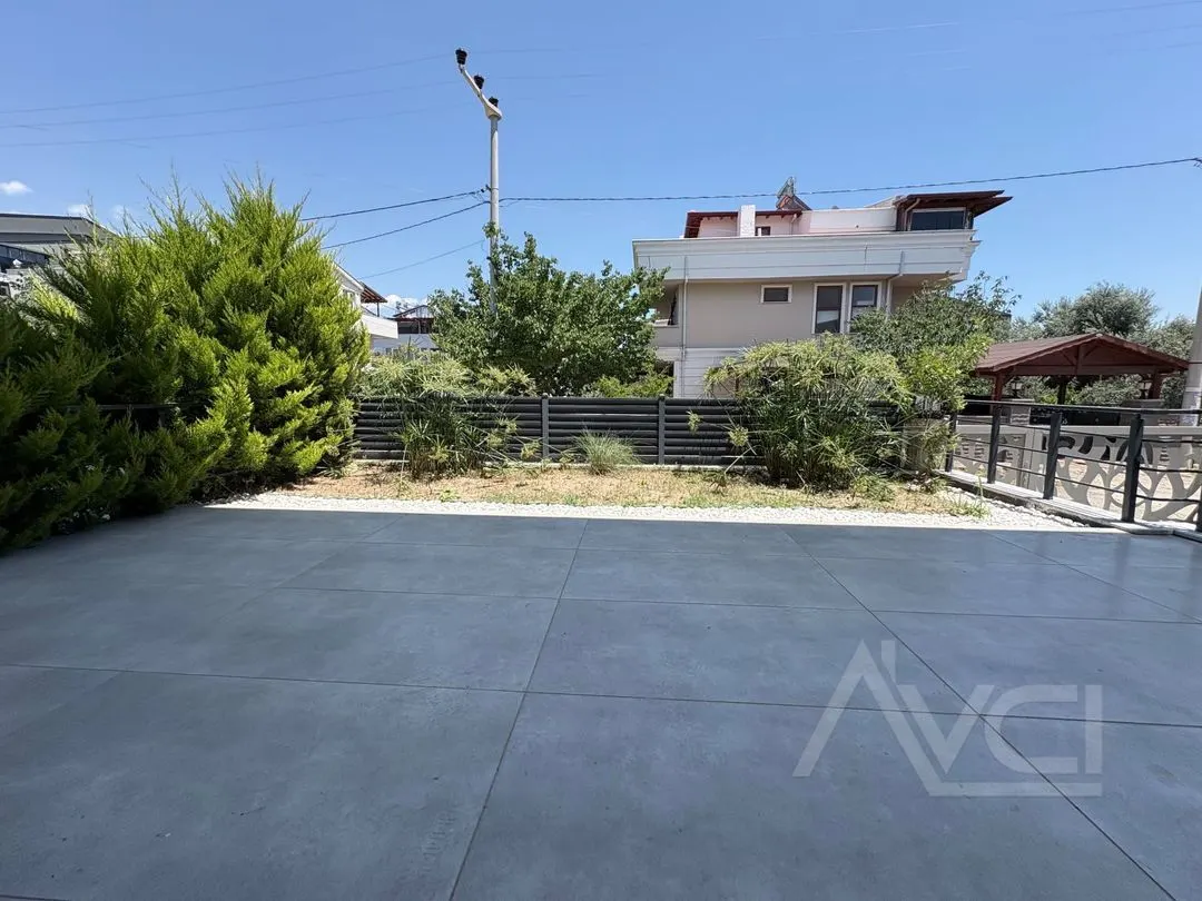 AVCI’DAN NARLI ALTINDA 5+1 DENİZE 100MT İKİZ VİLLA