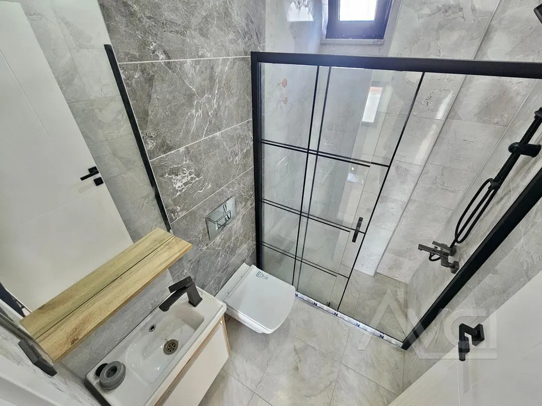 AVCI’DAN DENİZE 300 MT YOL ALTINDA 4+1 LÜKS VİLLA