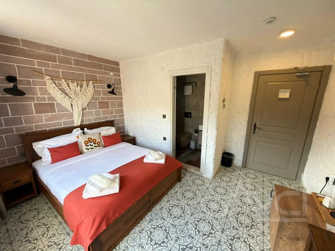 AVCI’DAN CUNDA SAHİLE 50MT 11 ODALI AKTİF TAŞ OTEL