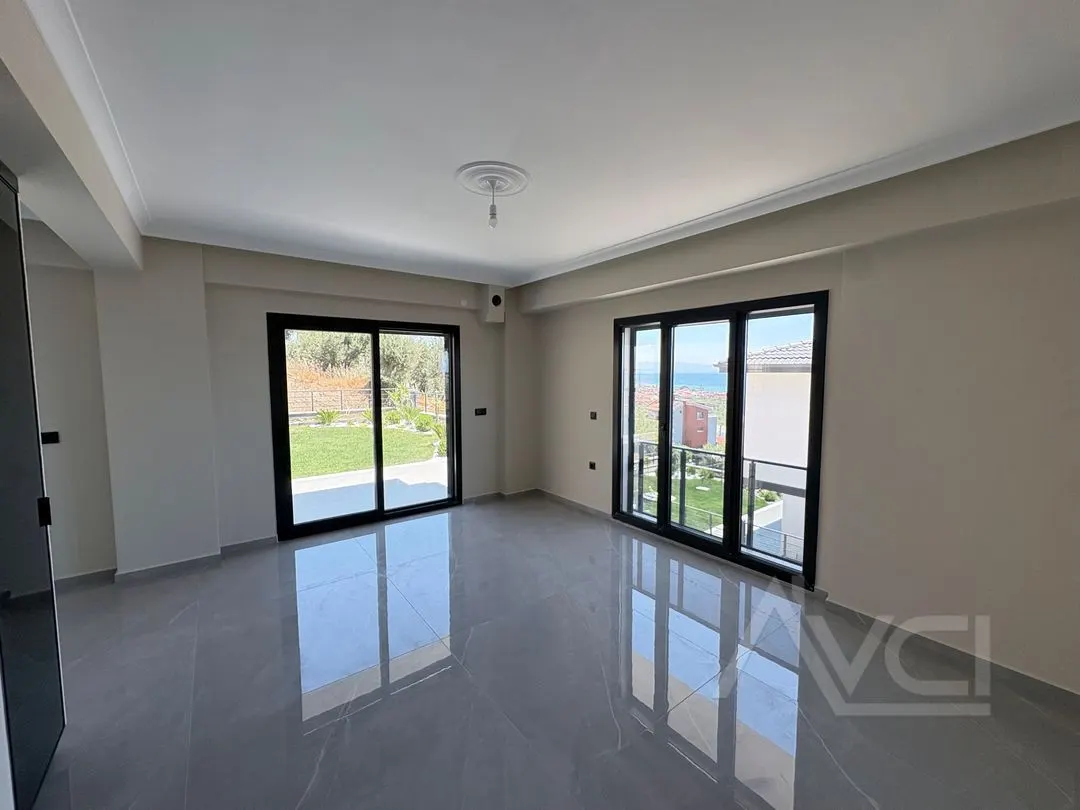 AVCI’DAN 500M2 ARSALI 3+1 TEK MÜSTAKİL DENİZ MANZARALI