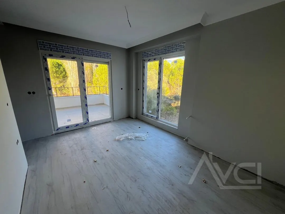 AVCI’DAN GÜREDE GİRİŞ ODALI 5+1 VİLLA