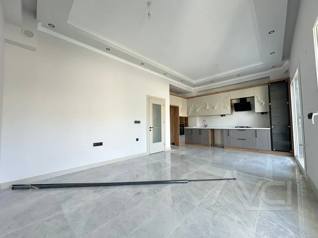 AVCI’DAN GÜRE’DE 4+1 TERASLI BAHÇELİ VİLLA