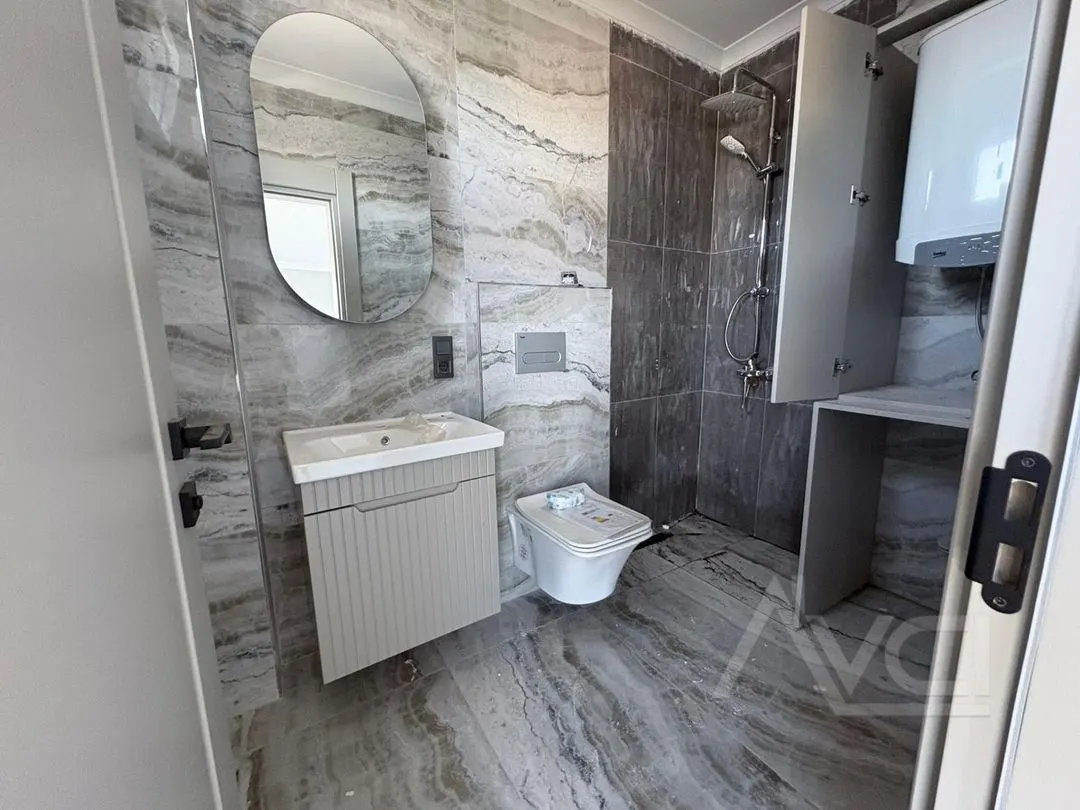AVCI’DAN NARLI ALTINDA DENİZE 150MT 3+1 SIFIR VİLLA