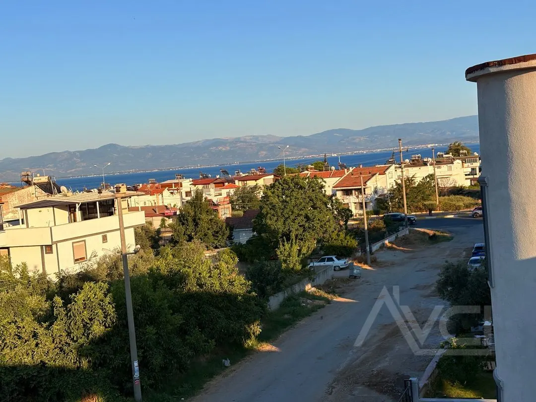 AVCI’DAN 3+2 ÇAMLIBELDE YOLA CEPHELİ VİLLA