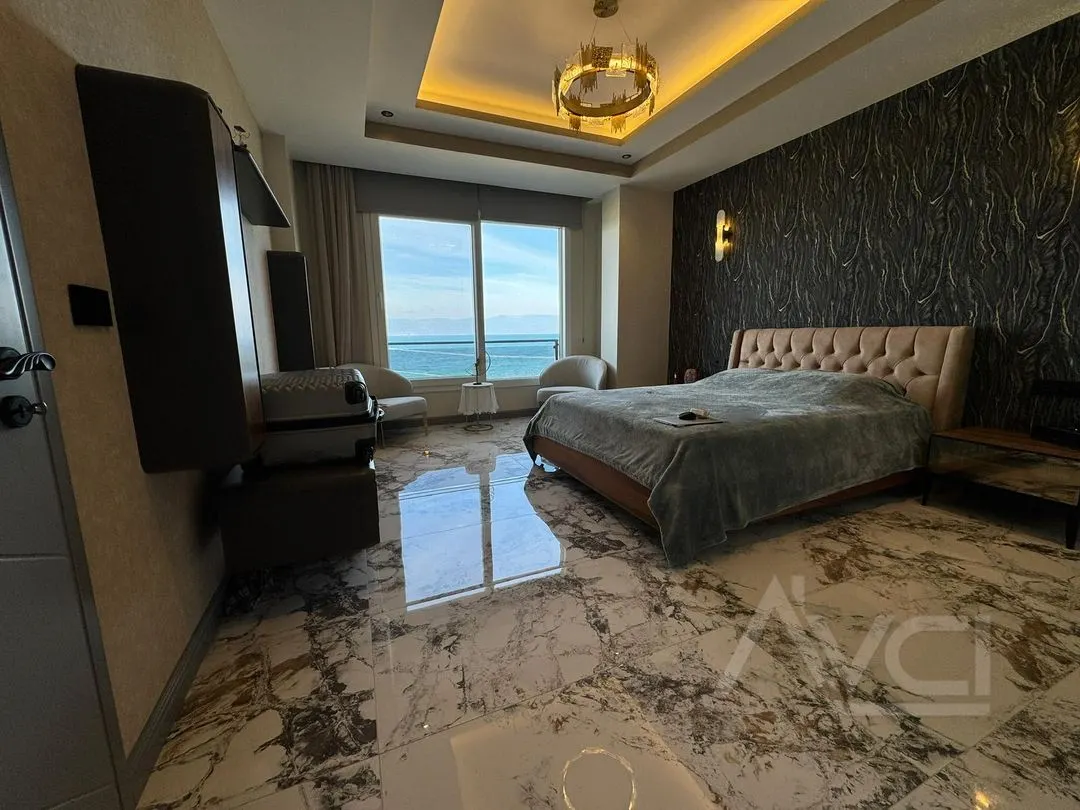 AVCI’DAN 750M2 ARSA İÇİNDE DENİZE SIFIR MALİKANE