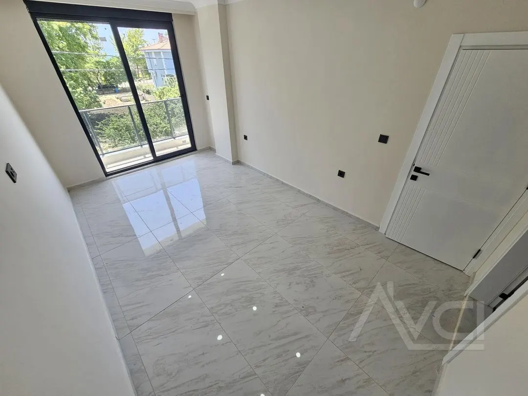 AVCI’DAN FENER HAVACILAR ARASI DENİZE 50 MT 4+1 SIFIR VİLLA