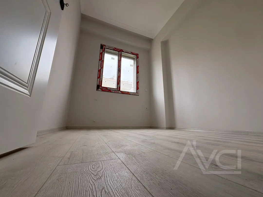 AVCI’DAN KÜÇÜKKUYUDA BAHÇE KULLANIMLI 2+1 AYRI MUTFAKLI DAİRE