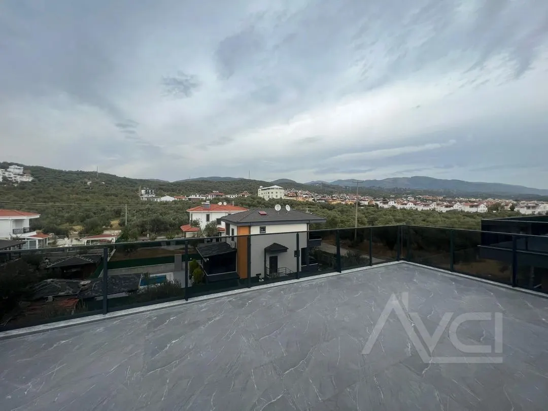 AVCI’DAN DENİZE 50 MT MÜSTAKİL HAVUZLU DENİZ MANZARALI VİLLA
