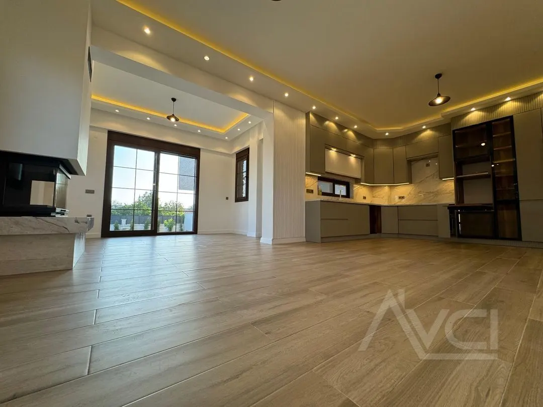 AVCI’DAN ASANSÖRLÜ MÜSTAKİL HAVUZLU SAUNALI LÜKS VİLLA