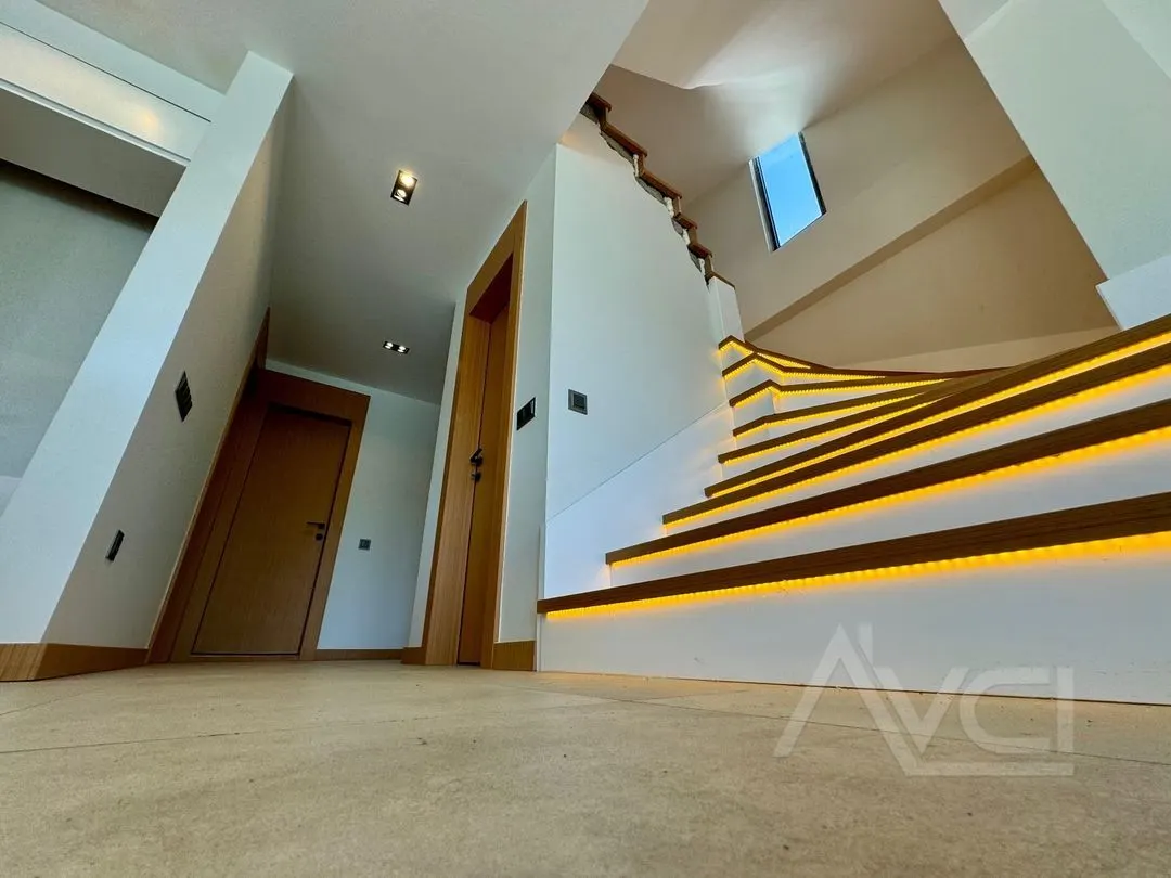 AVCI’DAN 440M2 ARSA GÜRE YOLUNDA TAM MÜSTAKİL HAVUZLU VİLLA