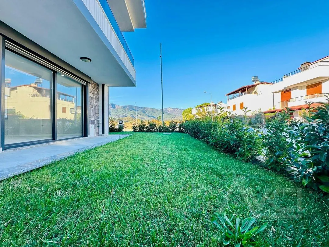 AVCI’DAN DENİZE 300 MT SIFIR TERASLI FUL ISLAK ZEMİNLİ VİLLA