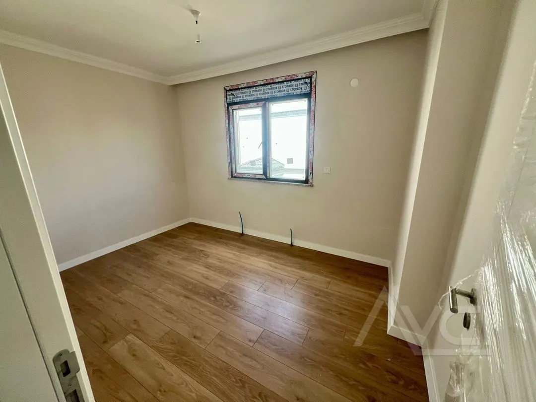 AVCI’DAN DENİZE 300MT HAVUZLU GÜVENLİKLİ GİRİŞTE ODALI 6+1