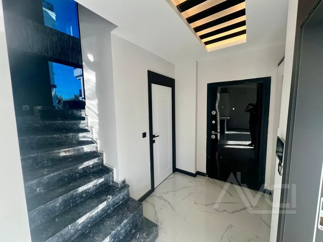 AVCI’DAN HAVUZLU GİRİŞTE ODALI 4+1 LÜKS VİLLALAR