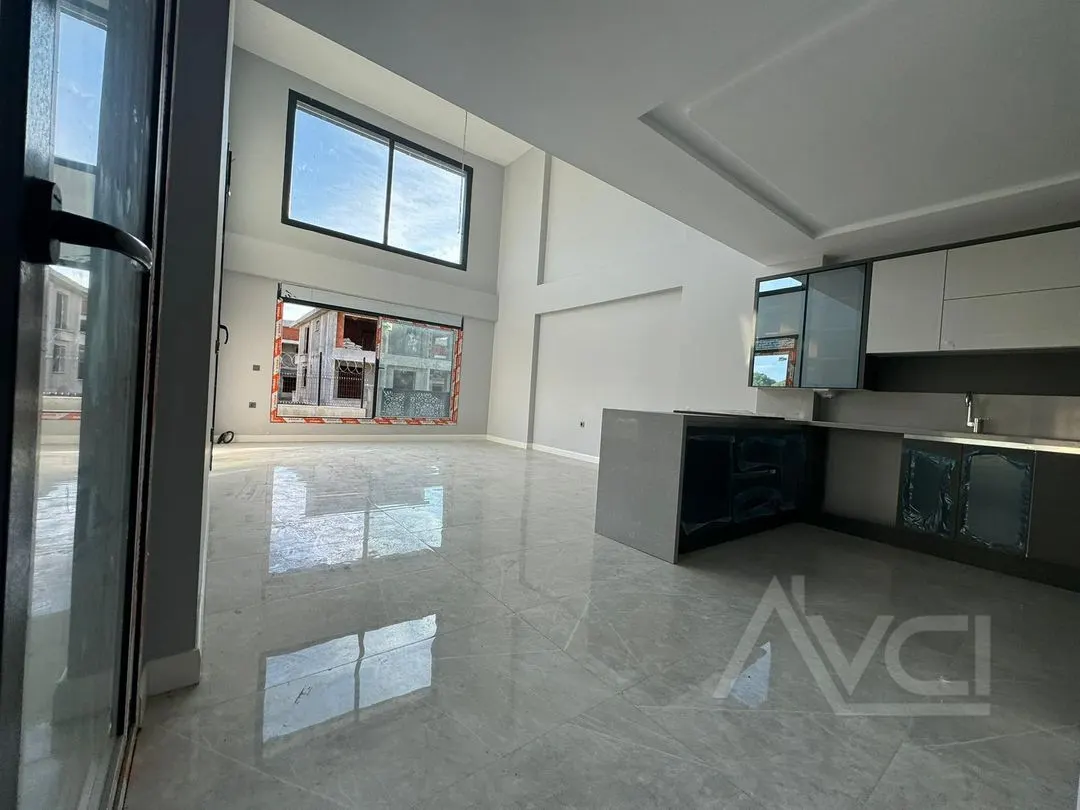 AVCI’DAN 400 M2 ARSA İÇİNDE 5+1 LOFT HAVUZLU VİLLA