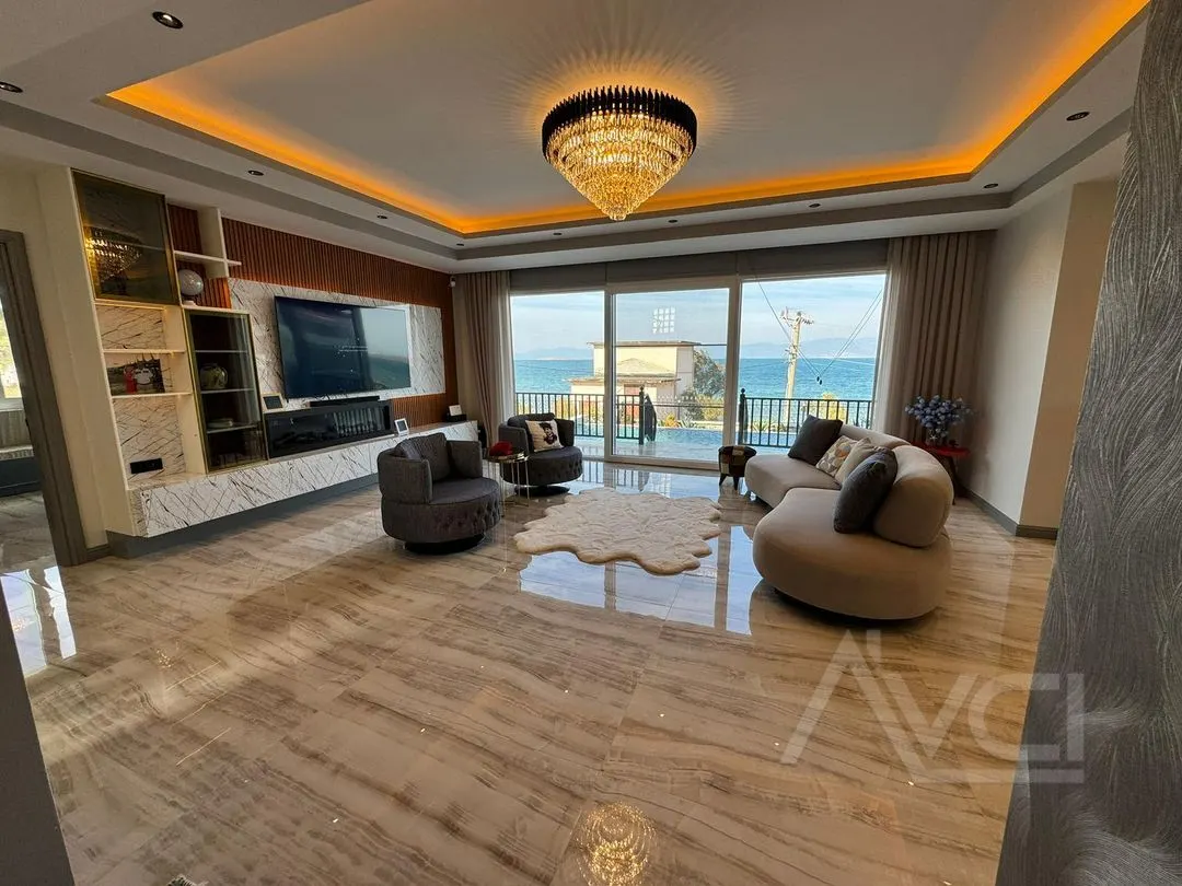 AVCI’DAN 750M2 ARSA İÇİNDE DENİZE SIFIR MALİKANE