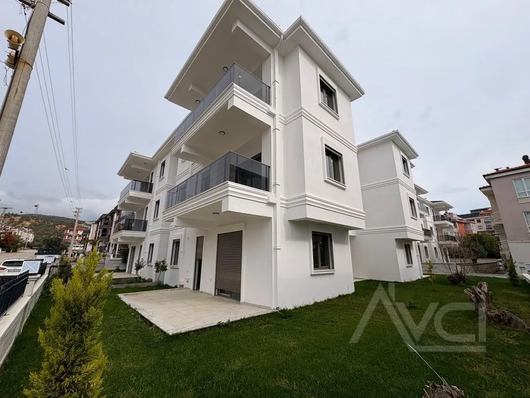 AVCI’DAN KÜÇÜKKUYUDA BAHÇE KULLANIMLI 2+1 AYRI MUTFAKLI DAİRE