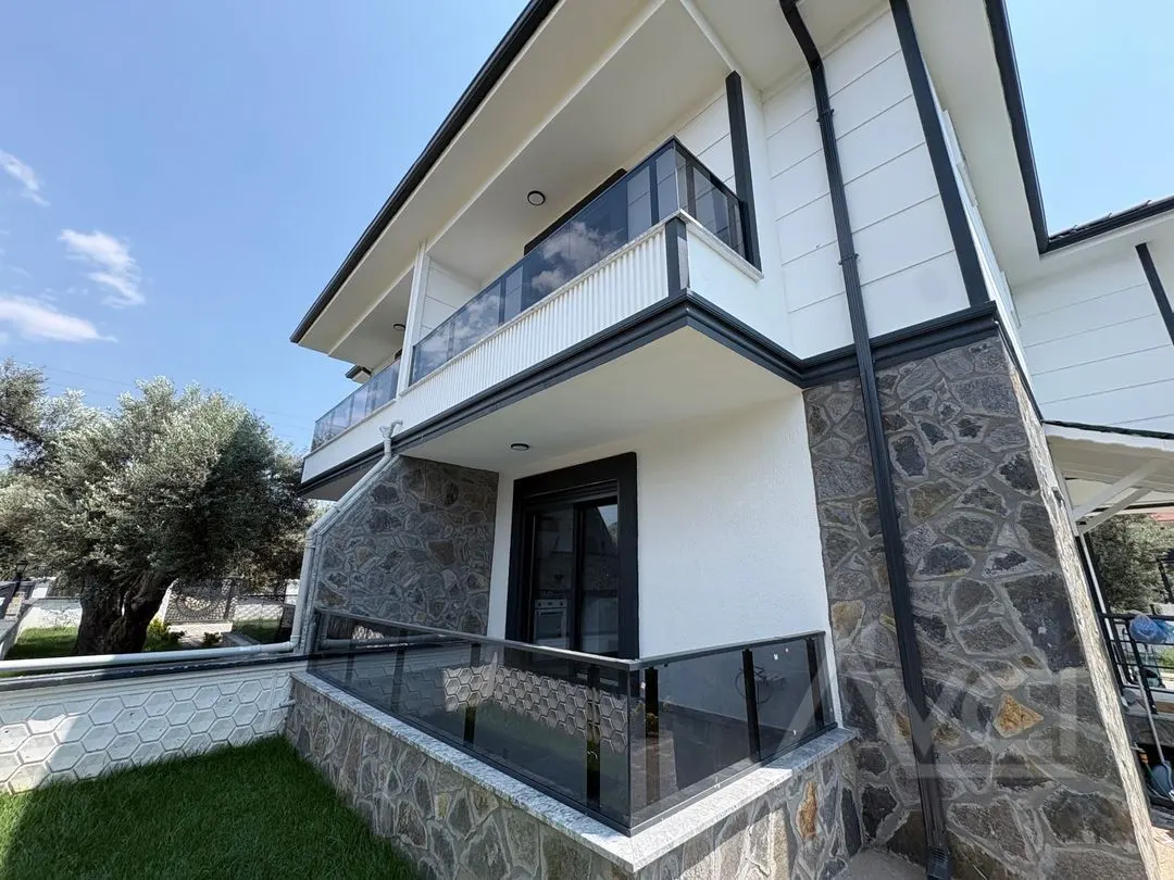 AVCI’DAN İKİZ VİLLA AYRI MUTFAK AYRI GİRİŞ AYRI OTOPARK 3+1