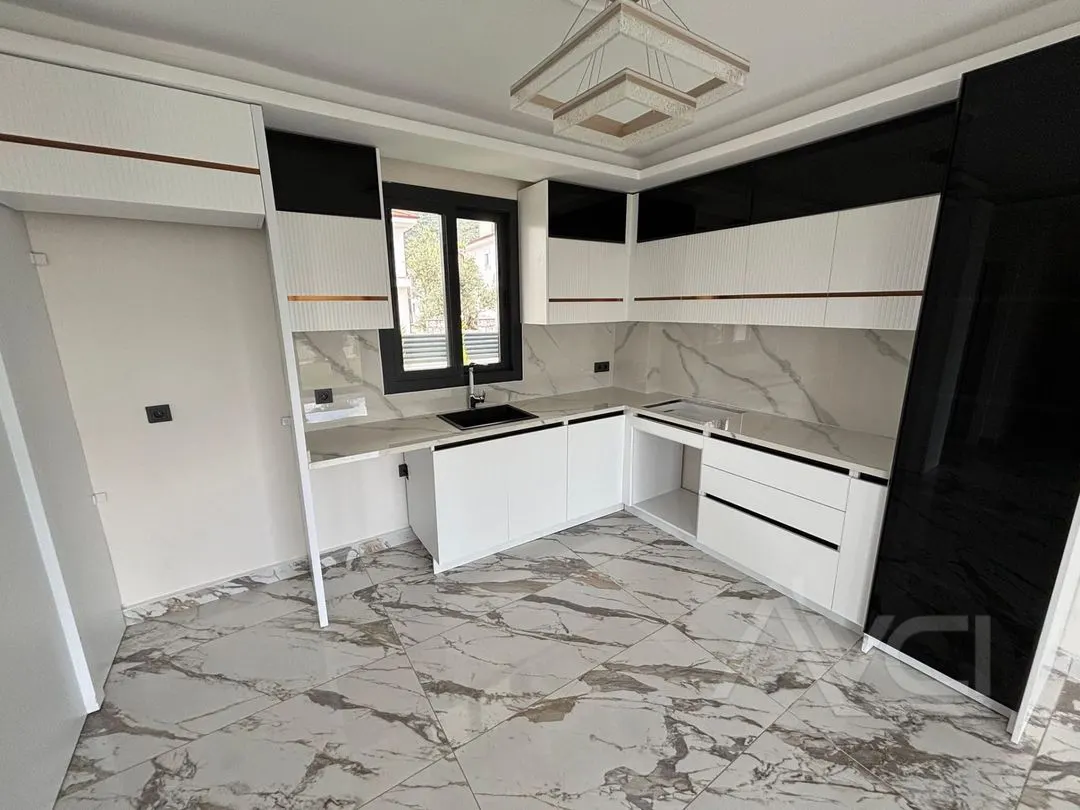 AVCI’DAN KÜÇÜKKUYU MIHLI’DA 3+1 ÖZEL OTOPARKLI VİLLA