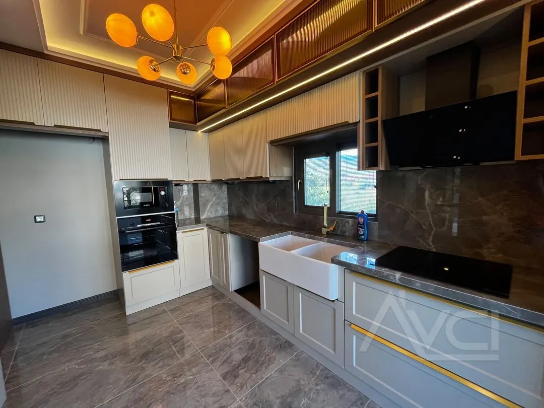 AVCI’DAN DENİZE 100 MT MÜSTAKİL LÜKS VİLLA