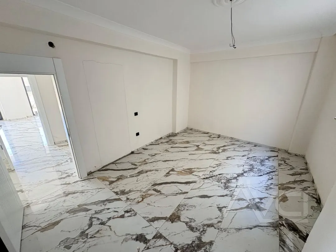 AVCI’DAN NARLI’DA KÖY İÇERİSİNDE 3 KATLI  6+1