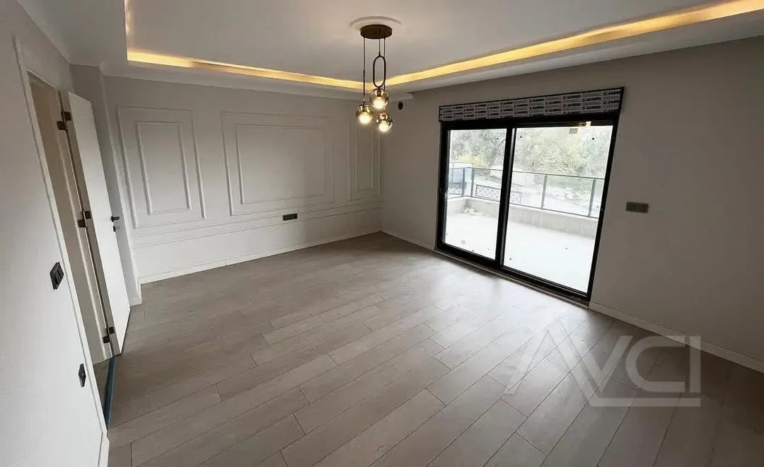 AVCI’DAN ALTINOLUK’TA 5+1 DENİZ MANZARALI 2 MUTFAKLI VİLLA