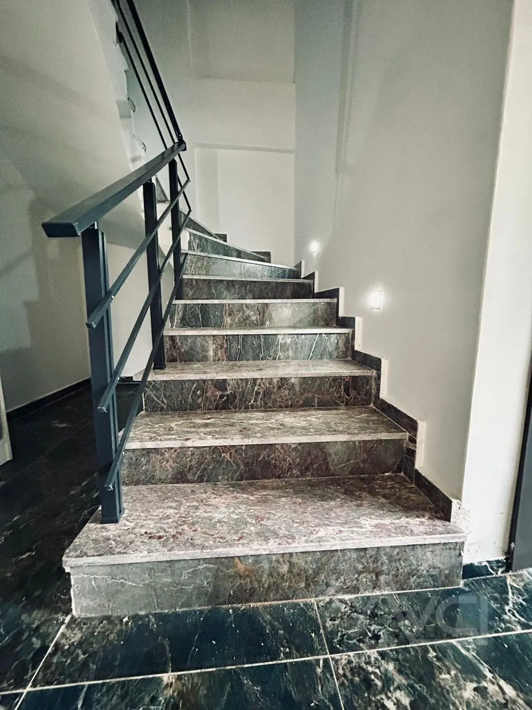 AVCI’DAN DENİZE 350 MT 4+1 BAHÇELİ MANZARALI SIFIR VİLLA