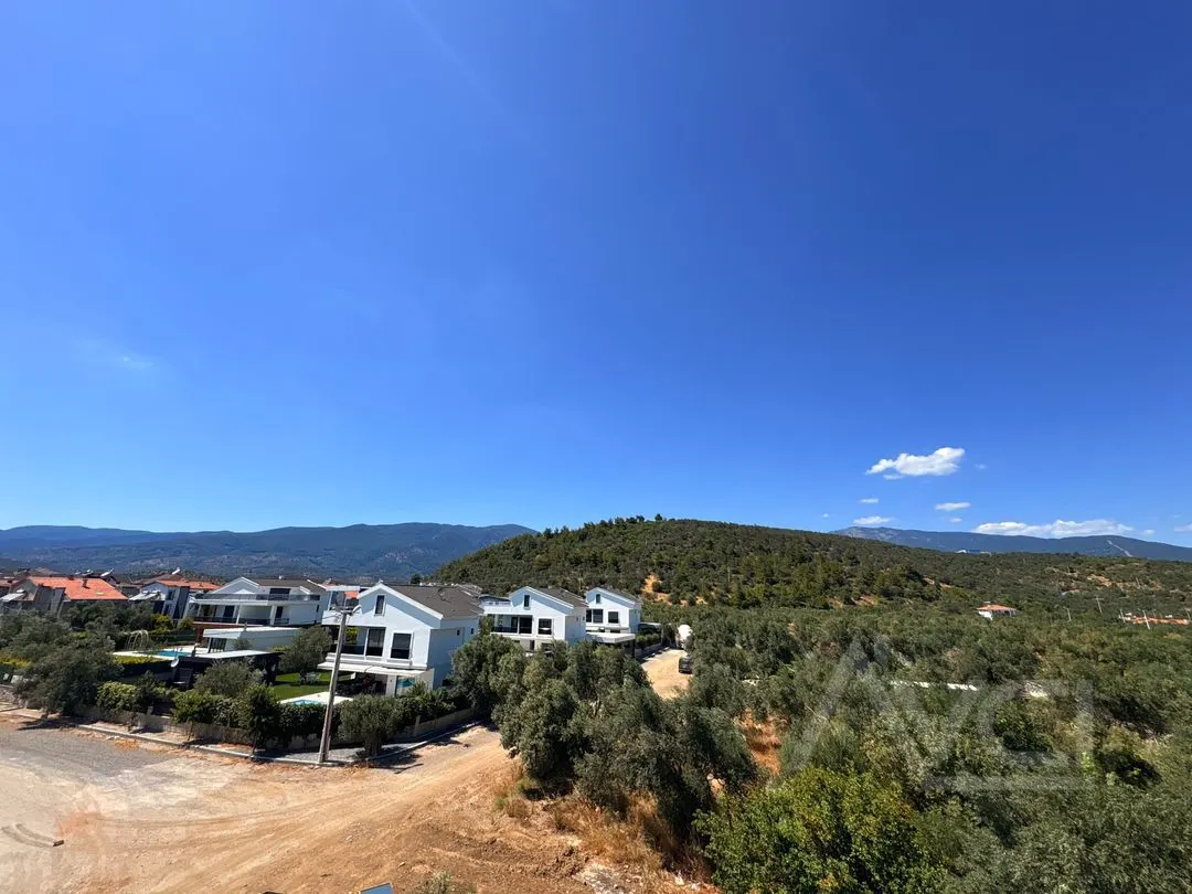 AVCI’DAN GÜREDE MÜSTAKİL 5+2 GİRİŞTE ODALI 300M2 OTURUMLU VİLLA