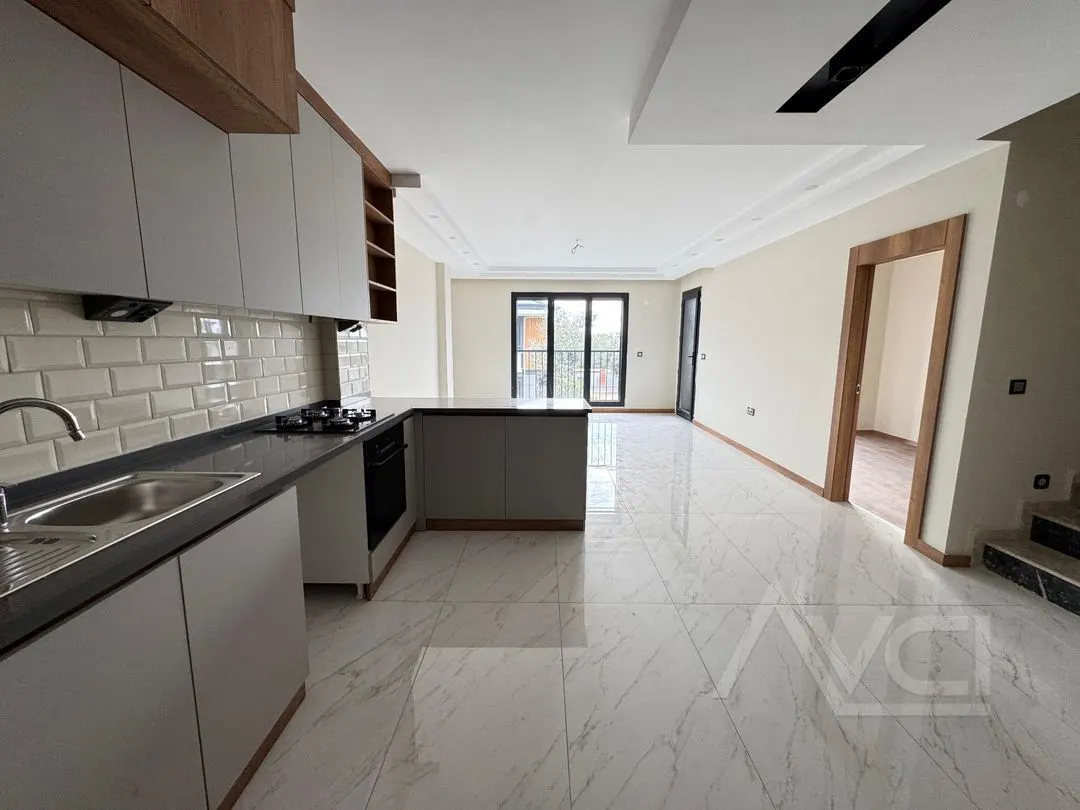AVCI'DAN NARLI'DA DENİZE 150MT 3+1 SIFIR 'KÖŞE' DUBLEKS HAVUZLU