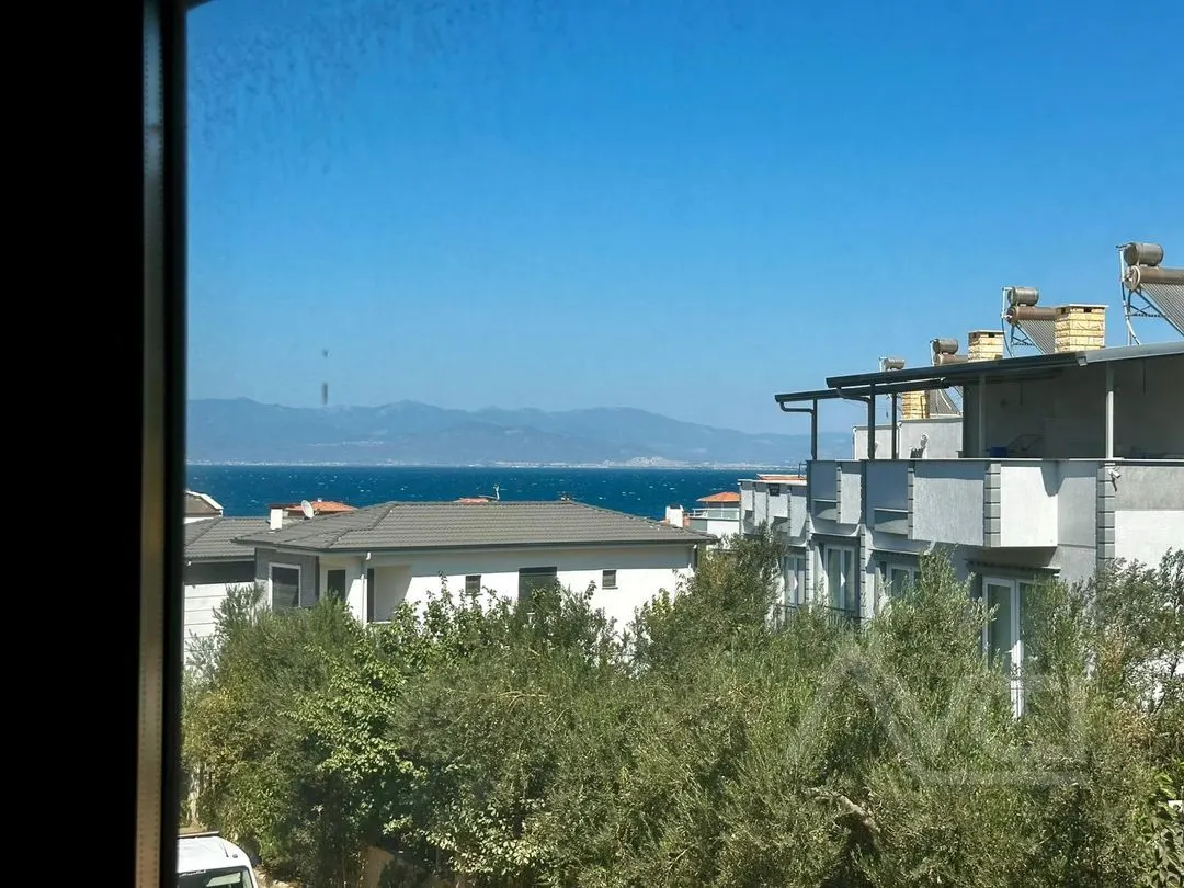 AVCI’DAN HER ODADAN DENİZ MANZARALI DENİZE 50MT SIFIR VİLLA