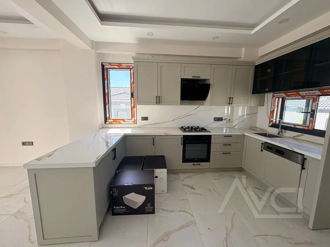 AVCI’DAN ASSOS MANZARALI KÜÇÜKKUYU’DA 3+1 VİLLA