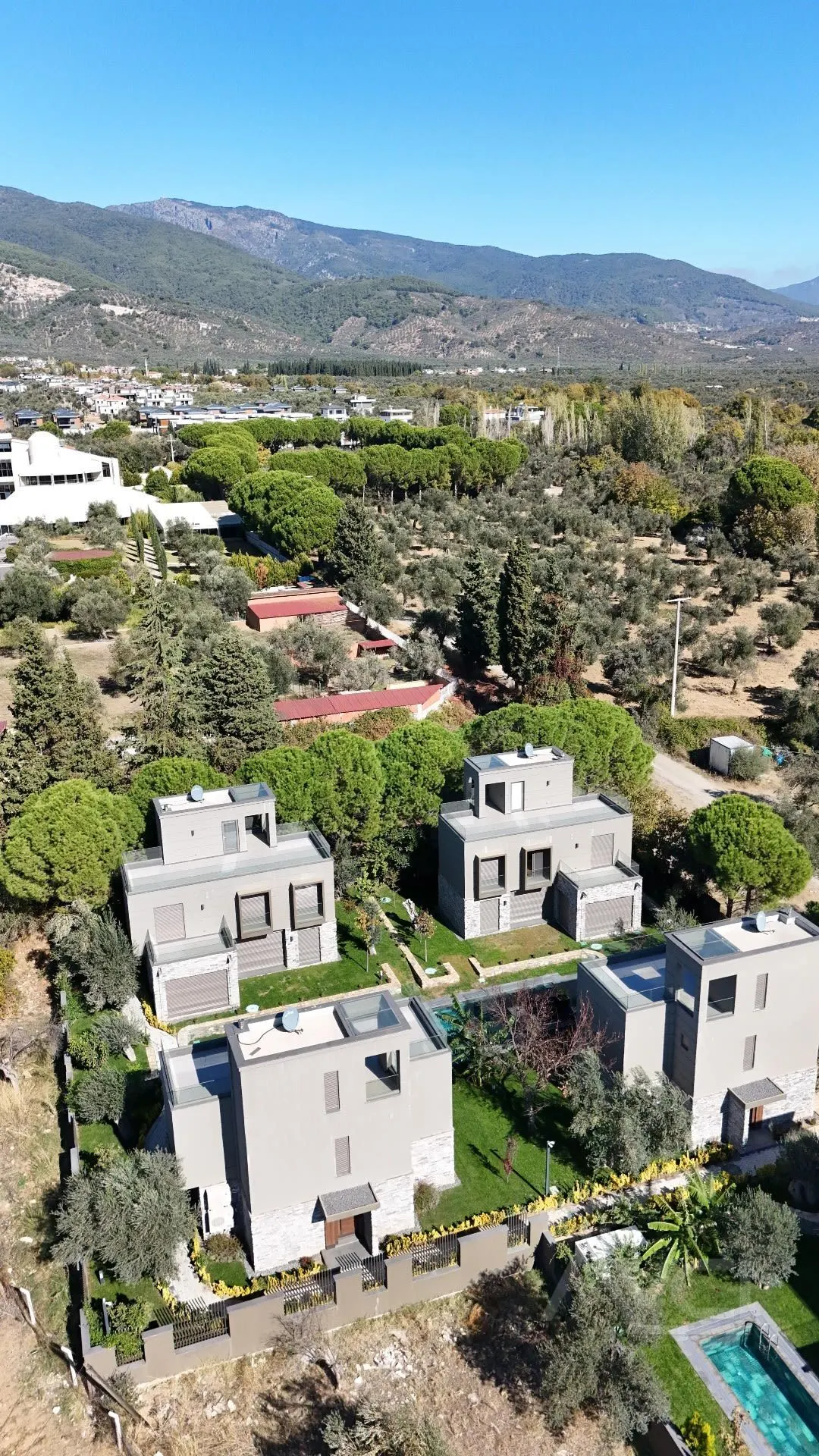 AVCI’DAN TEK YETKİ MÜSTAKİL ATEŞ ÇUKURU SON KALAN HAVUZLU VİLLA-B1